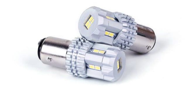 LED dekker P21W og P21 / 5W: hvordan velge og installere