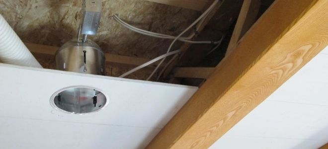 Đèn pha cho tavani từ vách thạch cao: xem và lắp đặt