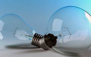 Các đặc điểm của đèn có nút nhấn: luồng ánh sáng và công suất