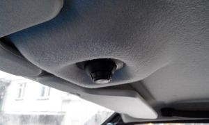 Tavant per cattiva illuminazione sul VAZ 2114 non funziona: catena, cambiata in una lampada