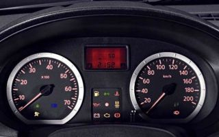 更改了防撞垫上的屏幕背光和雷诺洛根记分牌