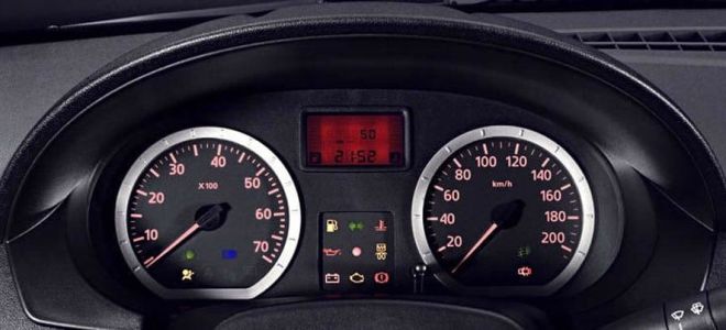 更改了防撞垫上的屏幕背光和雷诺洛根记分牌