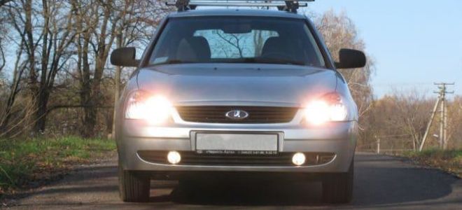 PTF abilitato Priorità: installato e connesso, sostituito da lampade