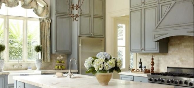 厨房普罗旺斯风格的 Polylei：最好的模型