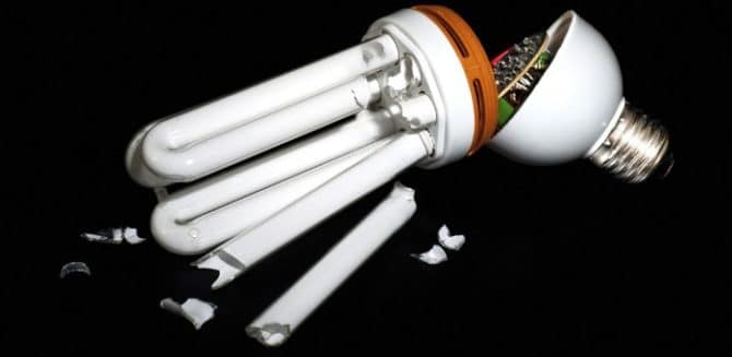 Come lo dirigi, com'è la lampada fluorescente se chupi