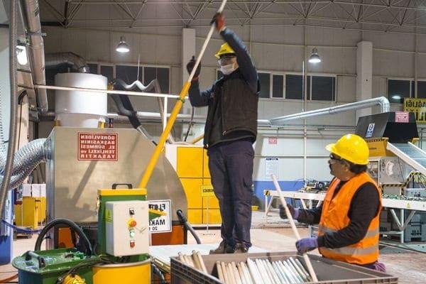 Come lo dirigi, com'è la lampada fluorescente se chupi