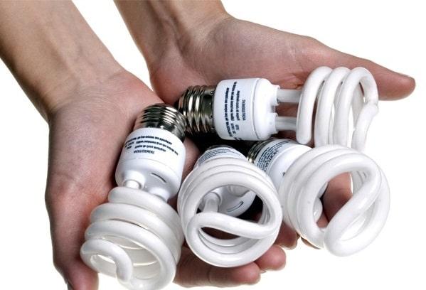 Come lo dirigi, com'è la lampada fluorescente se chupi