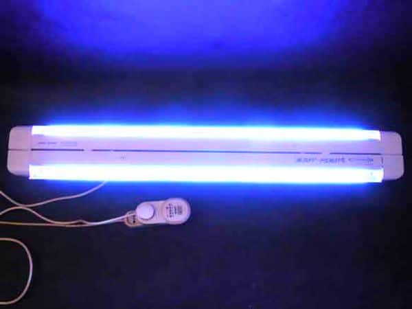 đèn diệt khuẩn có công tắc