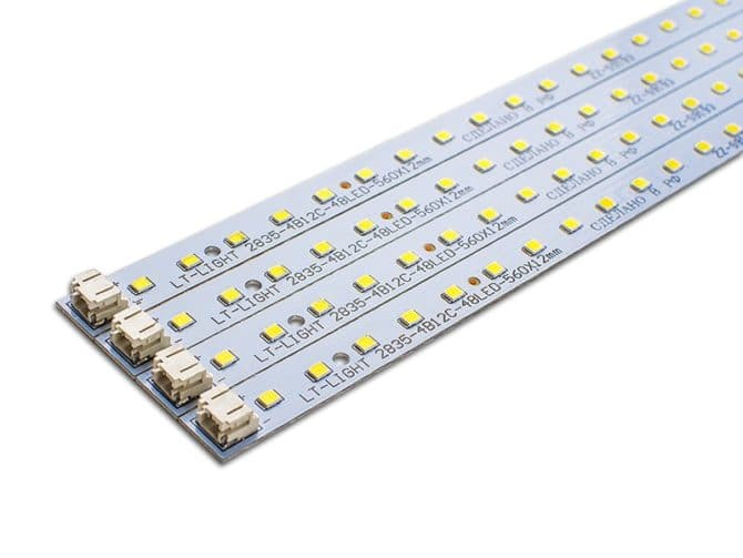 LED-linjer for Armstrong endret til lysstoffrør