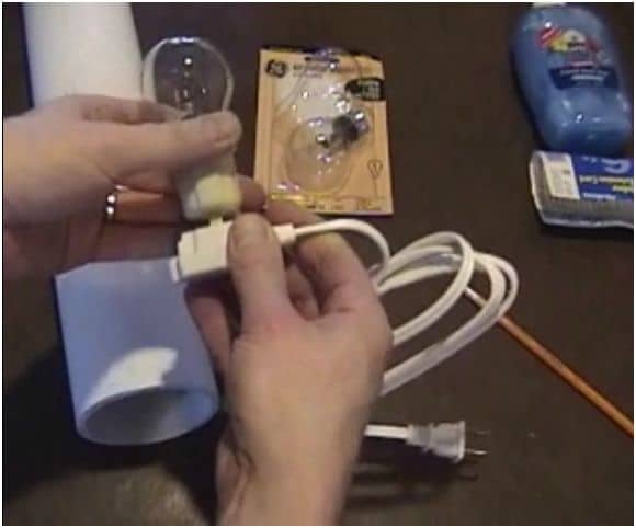 Com'è la lampada lava e come puoi inviarla vicino alla casa