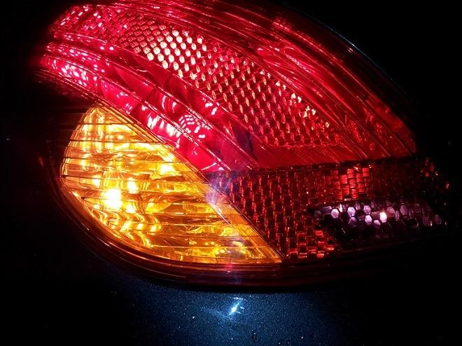 Phiên bản hai màu P21 / 5W