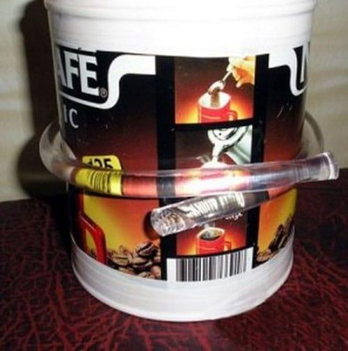 Ogvane 在水面上与咆哮的水