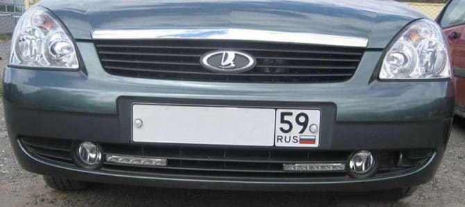 di chuyển các đường ánh sáng Xa, Montiran ở phía trước