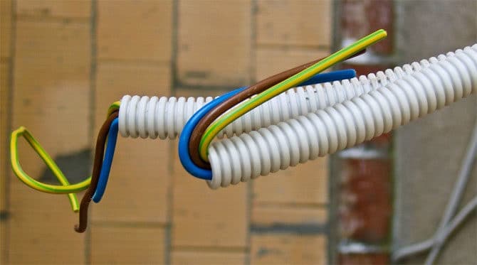 Okabelavan,gofriran rakav