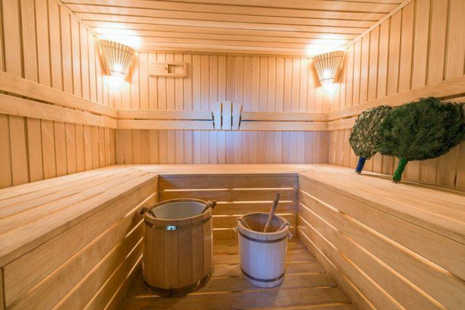 用 glovi lampi 照亮帕纳塔浴场