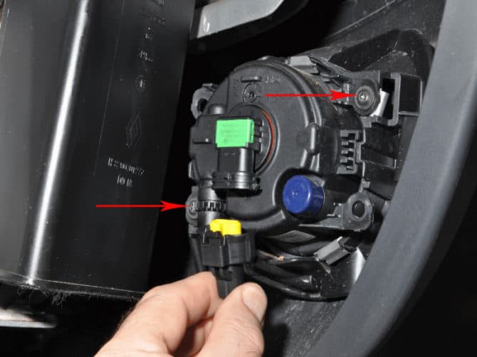 đèn pha cho sương mù trên Renault Duster