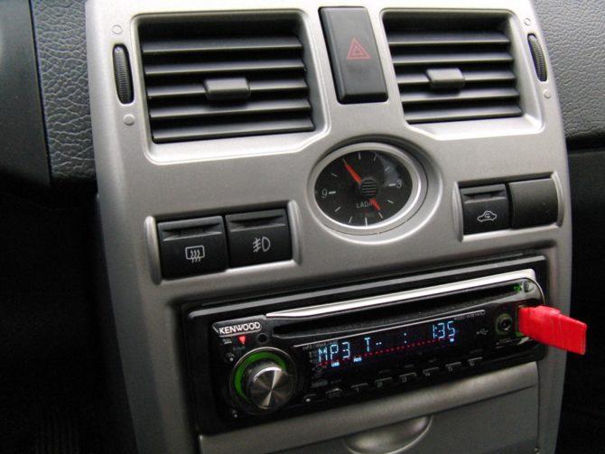 gemma per guidare sul farov per nebbia