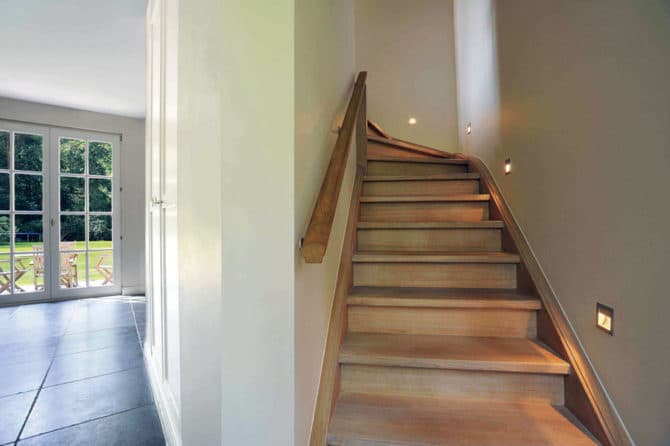 chiếu sáng nghĩa trang