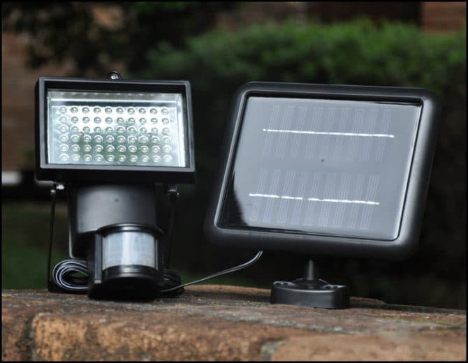 每个运动传感器的聚光灯