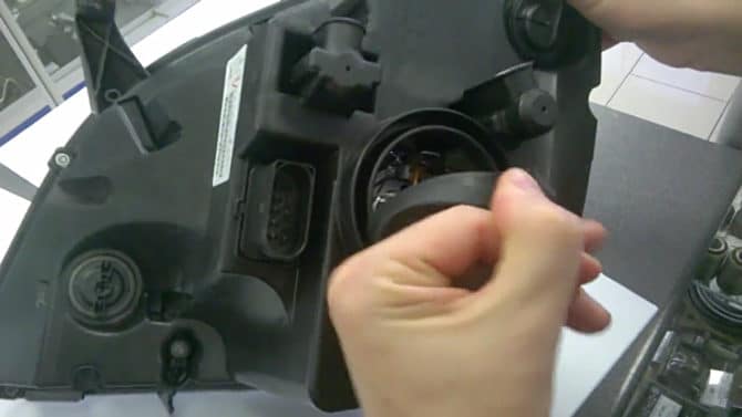 prashnik luk svetlina