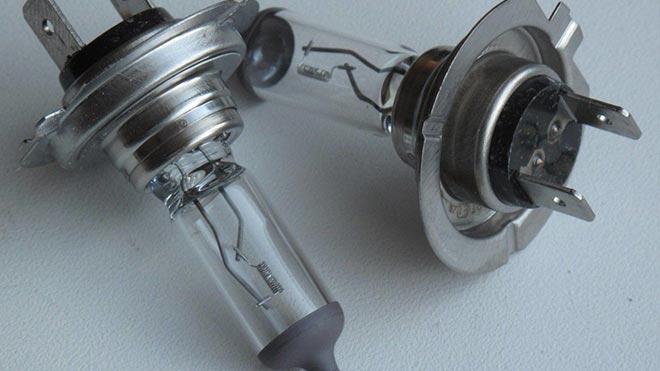 Lampi cho kasi svetlini trên Renault Duster