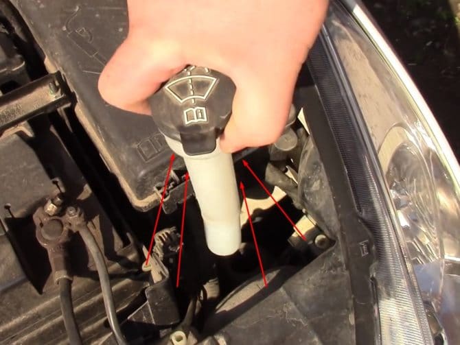 cổng phía sau đèn