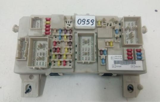 Ốp cản sau kiểu Ford Focus 2