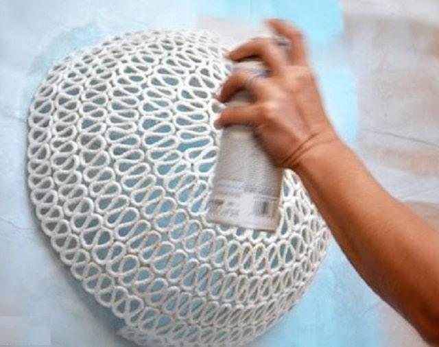 灯罩上的博亚迪斯瓦纳