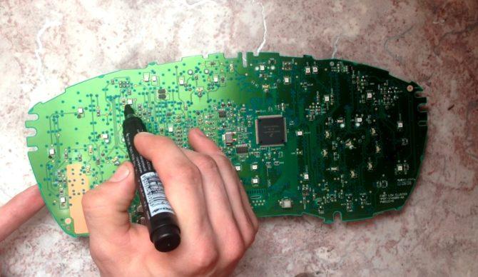 Đèn LED trên khăn quàng cổ