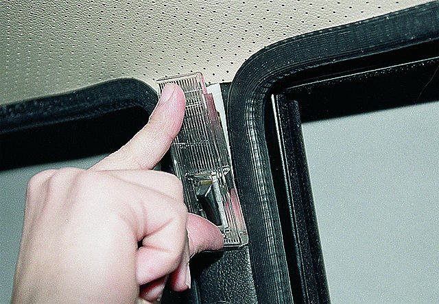 Montaggio su compensato