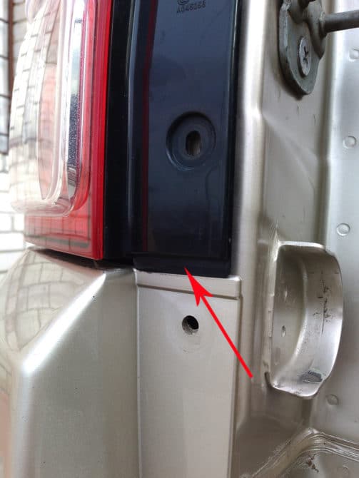 Xuất bản trên đèn phía sau