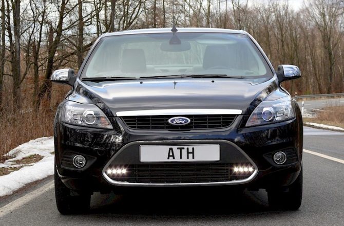 DRL in kutiyata sul radiatore Ford Focus 2