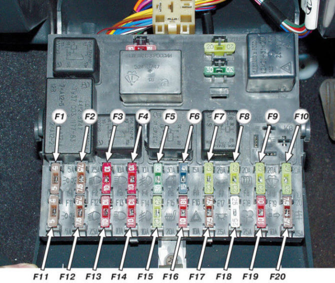 Schema sul prefabbricatore nel blocco VAZ 2110