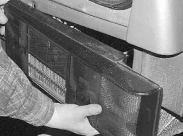 fender bị đốn hạ