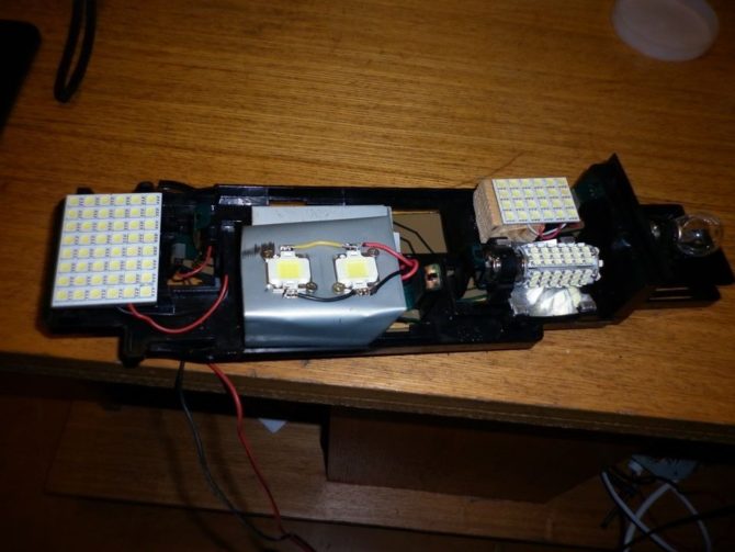 Cài đặt qua đèn LED