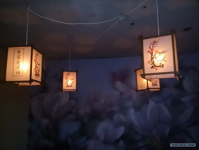 Tavansky versare in stile giapponese