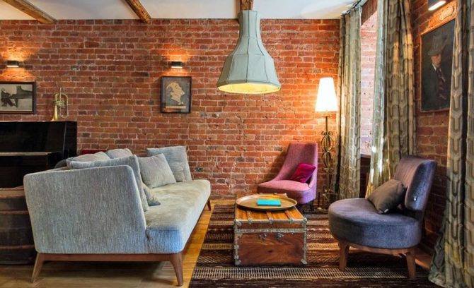 Come puoi scegliere un Tavanian pour con un paralume dalle assi o puoi inviarlo tu stesso