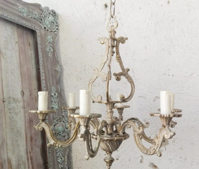 Disegno su polylei in stile provenzale