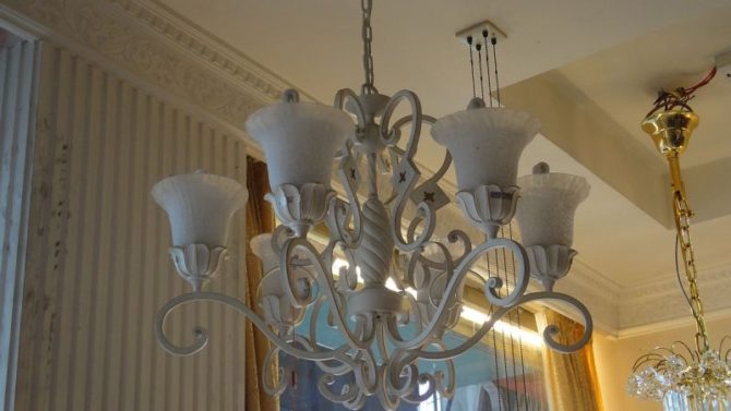 Polyleys e lampade per la cucina vv stile affresco Provenza