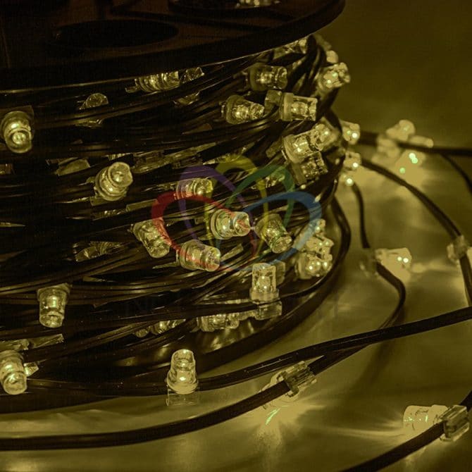 Come decorare un matrimonio con una ghirlanda di Svetlin