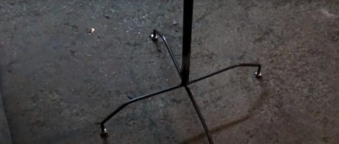 Come sì si acquista un supporto per un riflettore