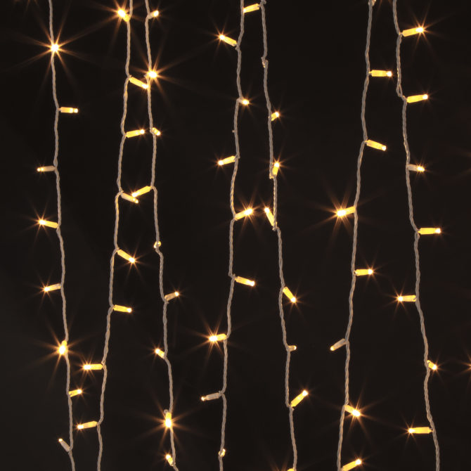 对村屋的壮观澄清